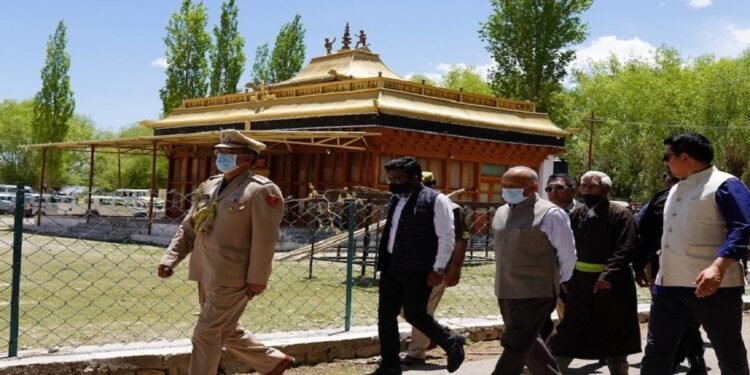 Lt. Governor Mathur reviews arrangements for Ladakh visit of Dalai Lama