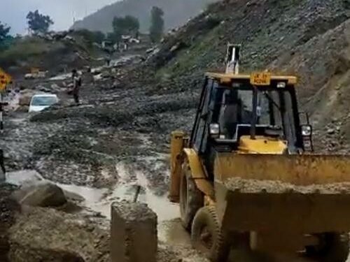 Incessant rains: J&K highway closed for second consecutive day