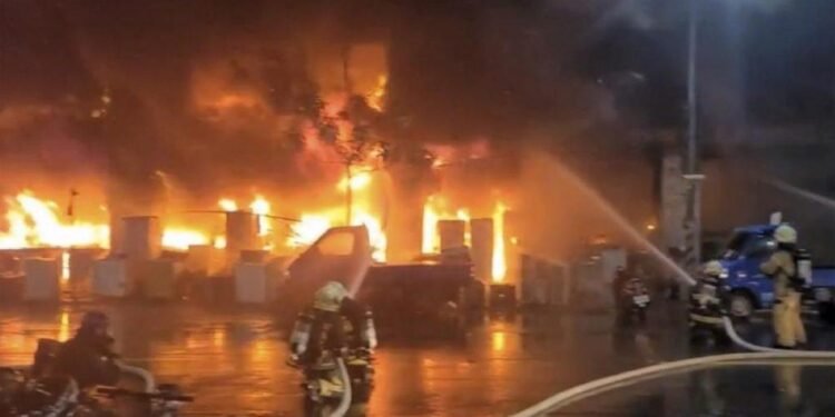 201 fire calls in Delhi reported on Diwali