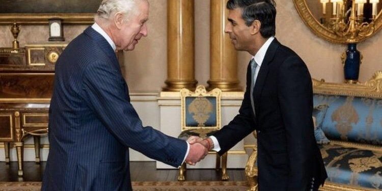 Rishi Sunak takes charge as UK’s first Indian-origin PM after meeting King Charles III