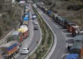 J&K Traffic Police disputes ‘misleading’ report over alleged halting of fruit trucks on highway