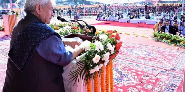 Lt Governor visits Jhiri Mela; pays obeisance at Baba Jitto shrine