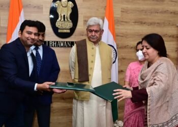 JKRLM signs MoU with Meesho for the empowerment of 1800 SHGs’ members in the UT