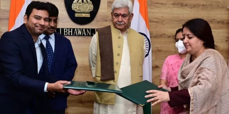 JKRLM signs MoU with Meesho for the empowerment of 1800 SHGs’ members in the UT