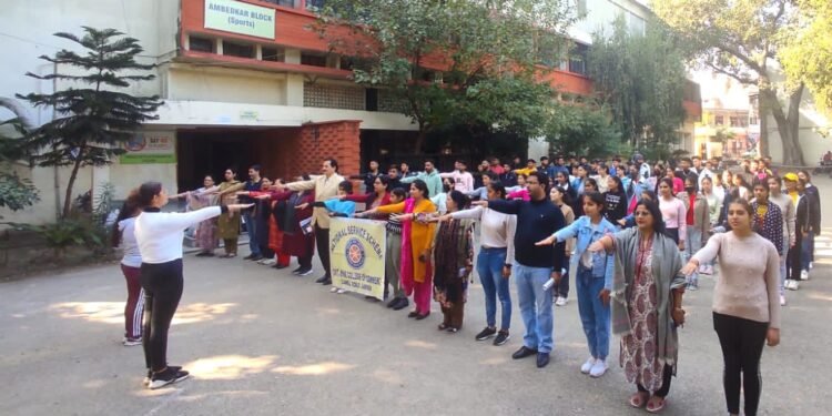 GOVT.SPMR COLLEGE OF COMMERCE CELEBRATES CONSTITUTION DAY
