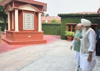 PM Modi visits Radha Soami Satsang Beas in Punjab