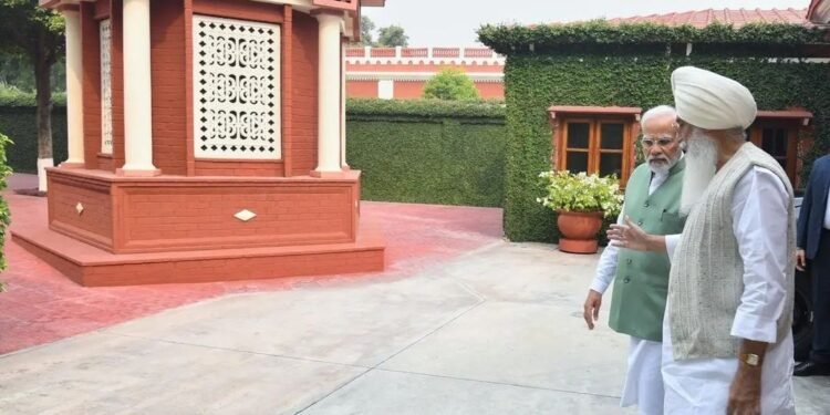 PM Modi visits Radha Soami Satsang Beas in Punjab