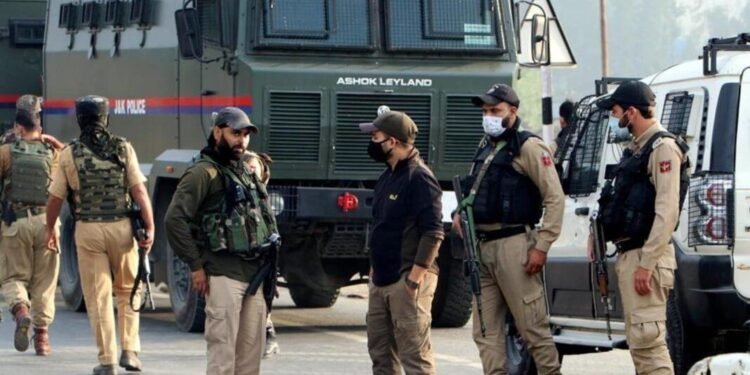 Encounter breaks out in Anantnag