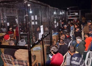 Himachal polls: BJP leading in 20 seats, Congress on 13