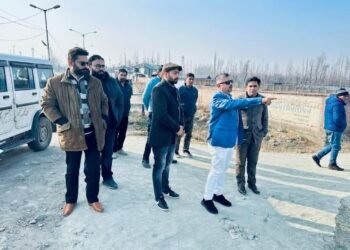Secretary Mining directs for strict penal action against defaulters during multiple site visits in Kashmir
