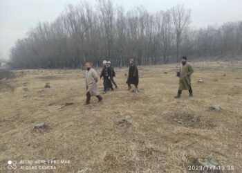 37 kanals of Kahcharia land retrieved during anti encroachment drive at Hajin