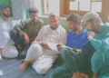 Senior JD(U) Leader Zahoor Ahmad Bhat Discusses Election Strategy with Party Workers in Malikpura Hajin