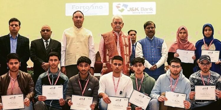 L-G Manoj Sinha Calls on Youth to Help Realize ‘Viksit Bharat’ Vision