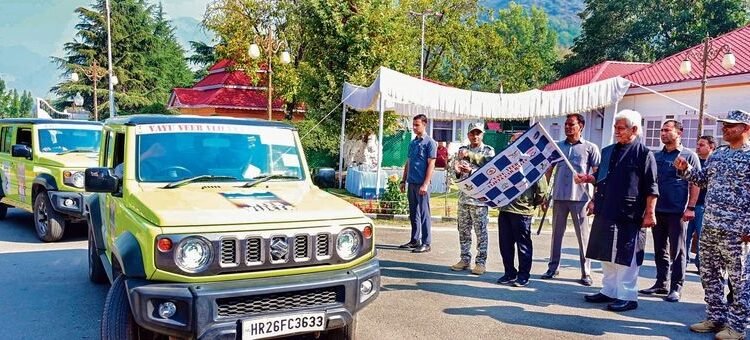 L-G Sinha Flags Off Thrilling IAF Car Rally from Thoise
