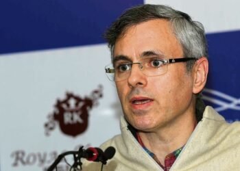 Bureaucrats must resist pressure to disempower new govt: Omar
