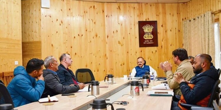 Ladakh Adviser Urges Officials to Establish Sea Buckthorn Nurseries