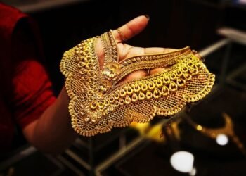 Dhanteras Sales Expected to Soar Beyond ₹30,000 Crore Despite Rising Prices