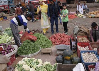 Key indices plunge amid inflation concerns