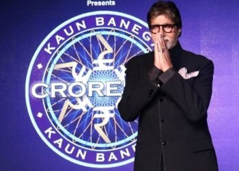 Amitabh Bachchan gifts a contestant his personal perfume on ‘KBC 16’