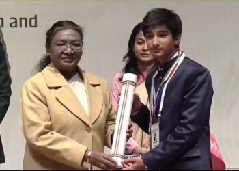 12-yr-old Kashmiri singer gets PM Rashtriya Bal Puraskar