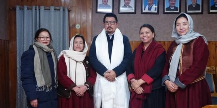 Women leaders seek implementation of 33% reservation in Leh Hill Council
