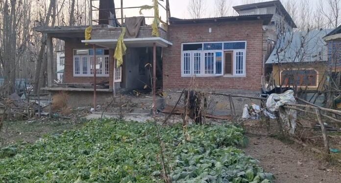J&K Police Attach House In Kulgam Where Four Terrorists Were Killed In July Encounter