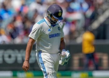 Melbourne defeat brings fresh calls for Rohit, Kohli to exit test arena