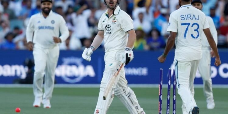 2nd Test: India dismiss Australia for 337, trail by 157 runs