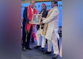 Renowned Media Strategist Nikhil Singhal Honored with Uttar Pradesh Anmol Ratan Award