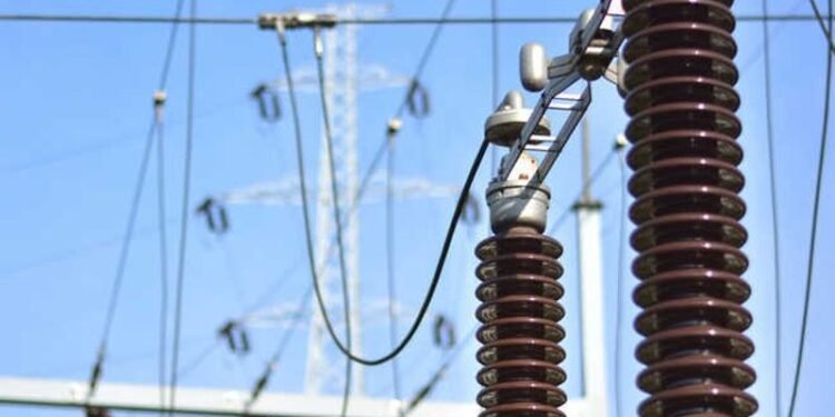 India must brace for 9-10% power demand surge in 2025 amid rising temperatures, warn experts