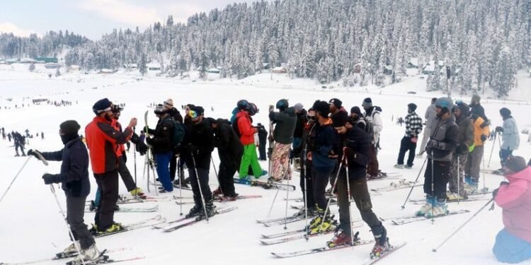 Why J&K wants tourism regulated