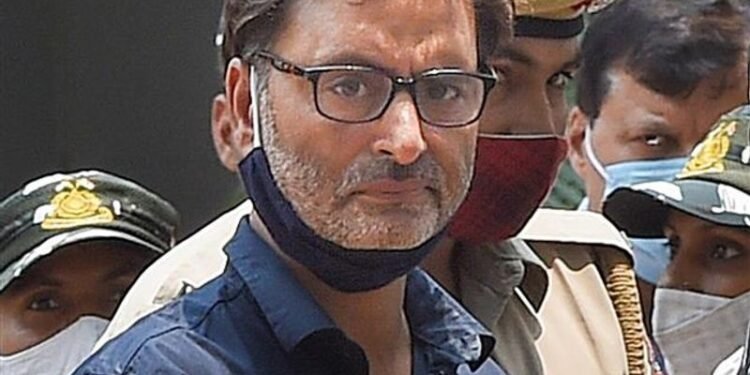 SC refuses to shift Yasin Malik trial from Jammu to Delhi, orders video conferencing