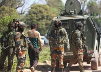 Pakistan Army violates ceasefire after mine blast along LoC in Poonch