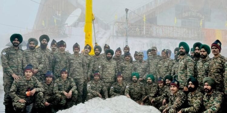 Army helps open Hemkund Sahib route