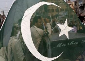 Pakistan misses FY 2024-25 growth target, eyes USD 4.9 billion in external loans