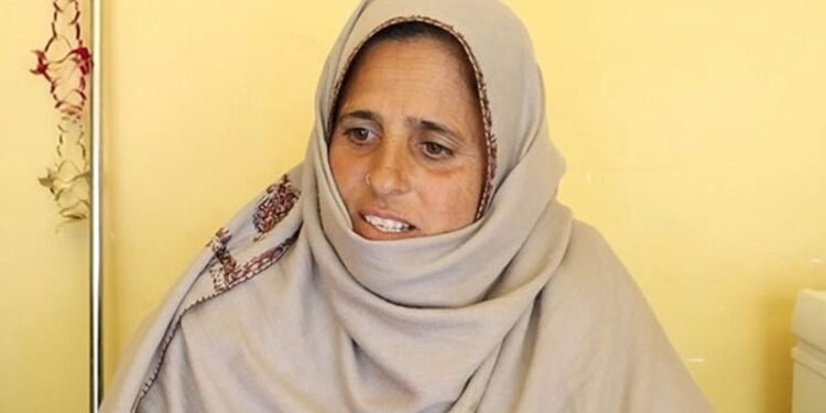 Kupwara’s tribal woman breaks barriers in trout vending