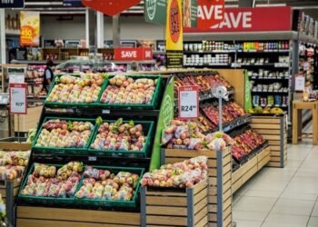 End consumers are unlikely to get benefits of reduced raw material prices by Consumer Companies: Report