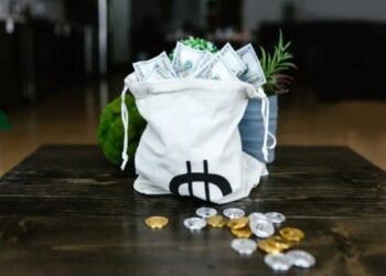 India’s forex reserves climb for 8th straight week, rise by USD 1.98 billion to USD 688.13 billion