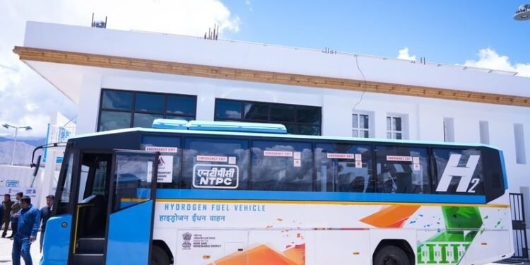 A new era for green mobility: India’s first hydrogen buses hit Leh roads