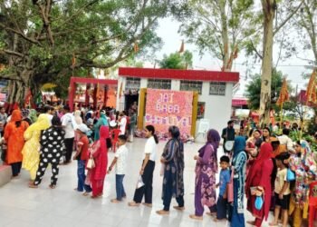 Baba Chamliyal Shrine Draws Thousands Near International Border in Samba