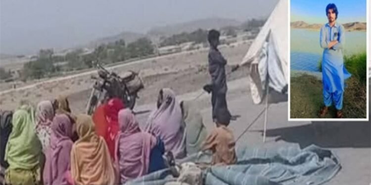 Balochistan: CPEC Highway blocked as locals rally against enforced disappearance