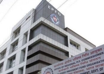 EPFO cautions members against taking help from agents for online services