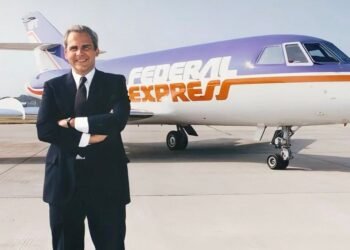 Fred Smith, FedEx founder who revolutionised package delivery business, dies at 80