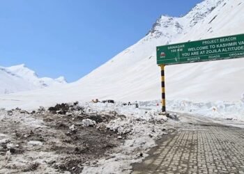 Centre approves 19 road, tunnel projects worth Rs 10K crore for J&K