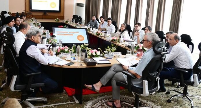CM Omar Abdullah Chairs SKICC & JKTDC Board Meetings; Focus on Tourism Revamp and Asset Optimization