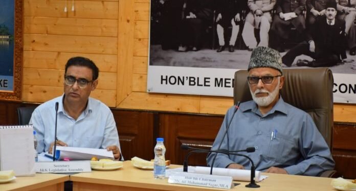 Committee on Public Undertakings Reviews CAG Audit of JKPCC in Srinagar