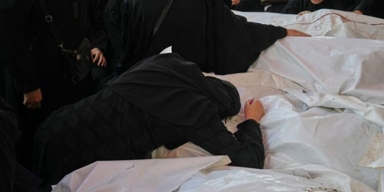 52 Palestinians Killed in Gaza Amid Israeli Airstrikes, Gunfire Near Aid Distribution Site