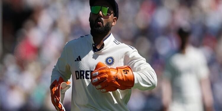 Rishabh Pant Breaks Dhoni’s Record, Surpasses Viv Richards in Six-Hitting Spree at Lord’s