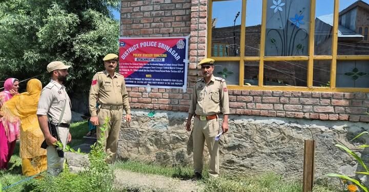 Police Attach Property of Notorious Drug Peddler in Srinagar Under NDPS Act