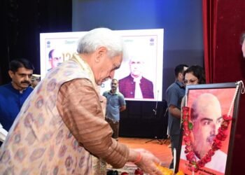 LG Manoj Sinha Pays Tribute to Dr. Syama Prasad Mookerjee on 125th Birth Anniversary in Srinagar